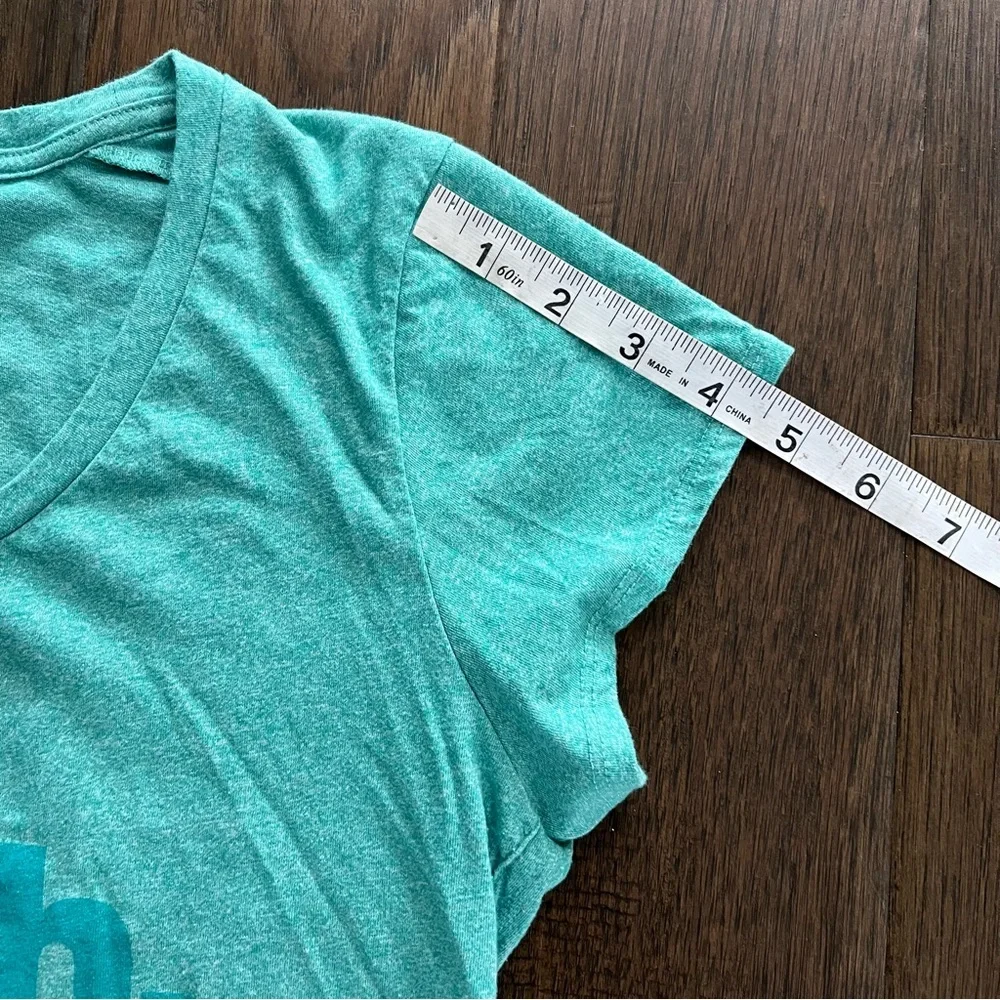 Bench T-Shirt - Picture 10 of 11